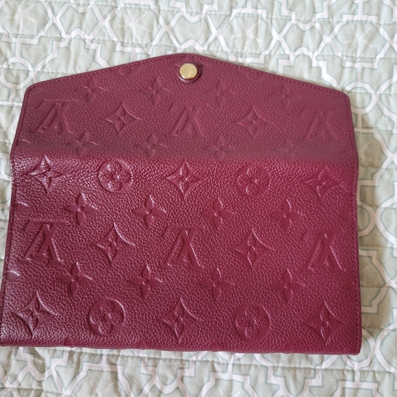 Louis Vuitton Curieuse Wallet - EUC - Picture 11 of 16